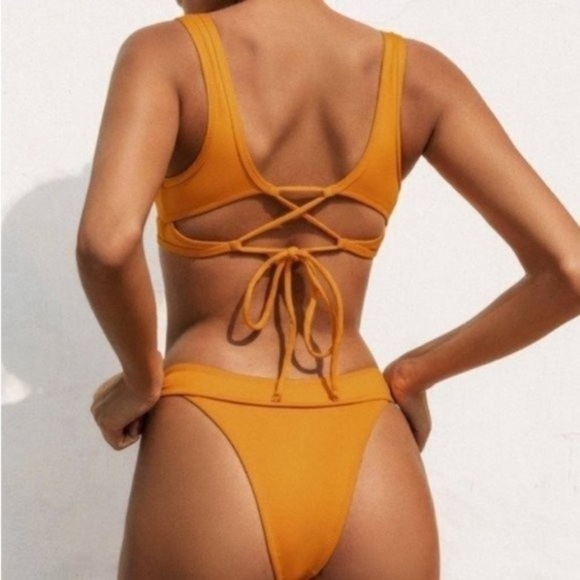 NWT Cupshe Golden mustard Yellow textured Bikini Set Size Large Bathing Suit - Picture 2 of 9